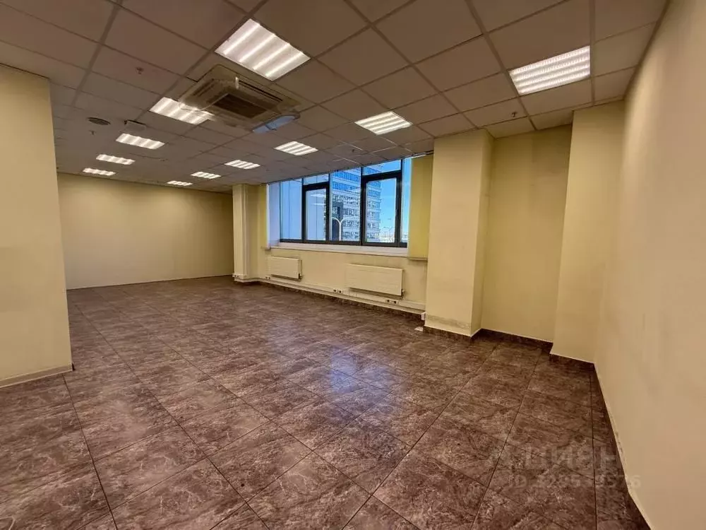 Офис в Иркутская область, Иркутск ул. Октябрьской Революции, 1/4 (106 ... - Фото 1