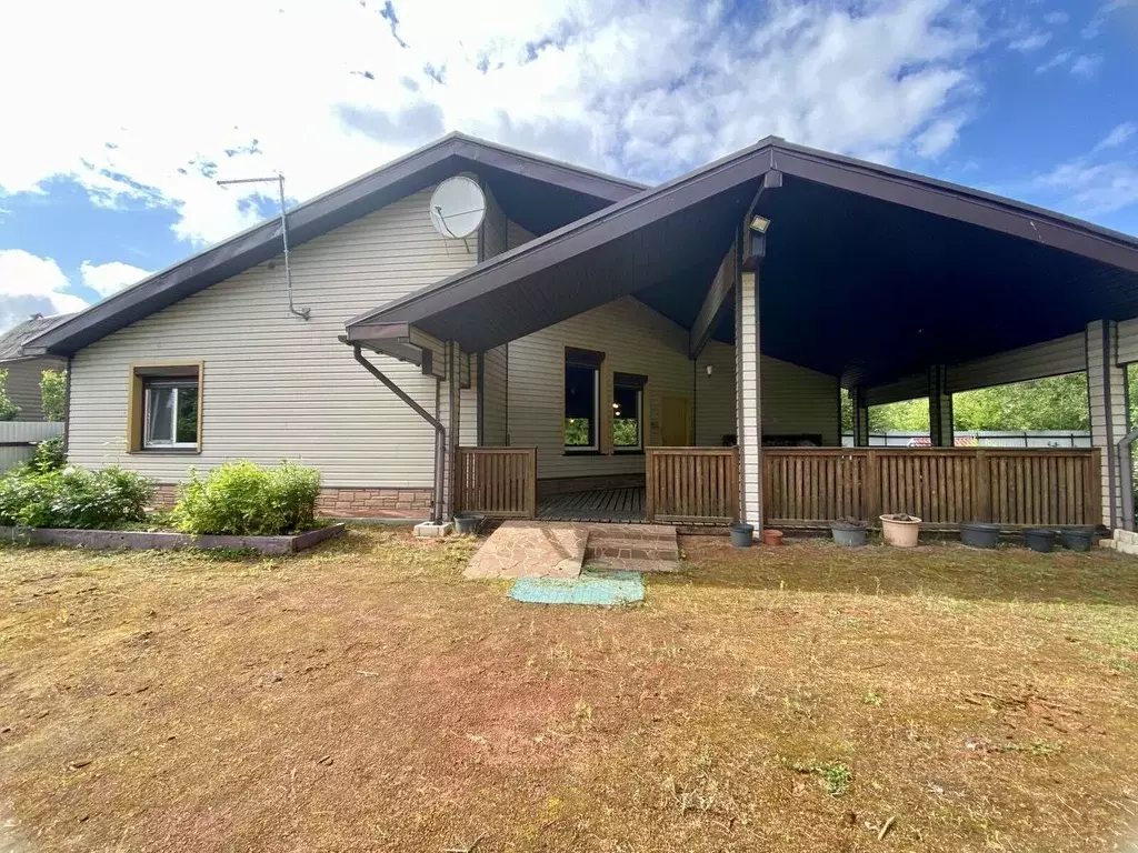 Дом в Ленинградская область, Ломоносовский район, Лебяженское ... - Фото 1