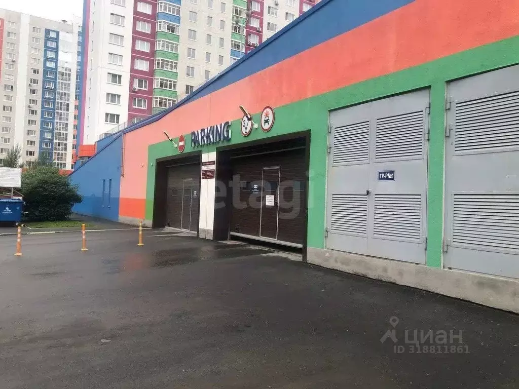 Гараж в Тюменская область, Тюмень ул. Федюнинского, 60с1 (15 м) - Фото 0
