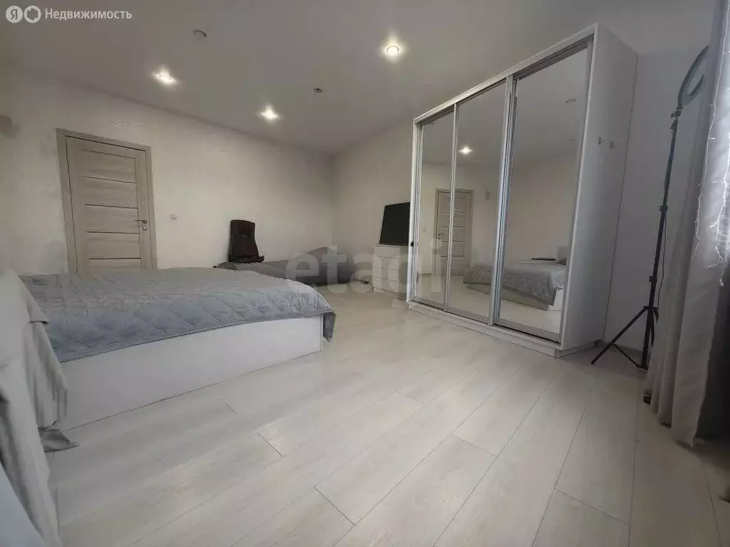 2-комнатная квартира: Сочи, Кирпичная улица, 24к2 (74.5 м) - Фото 1