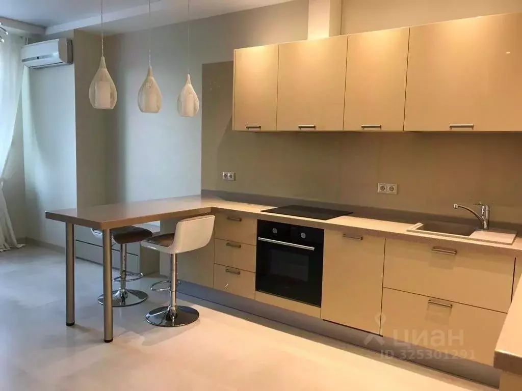 2-к кв. Москва пос. Коммунарка, ул. Бачуринская, 19 (51.0 м) - Фото 0