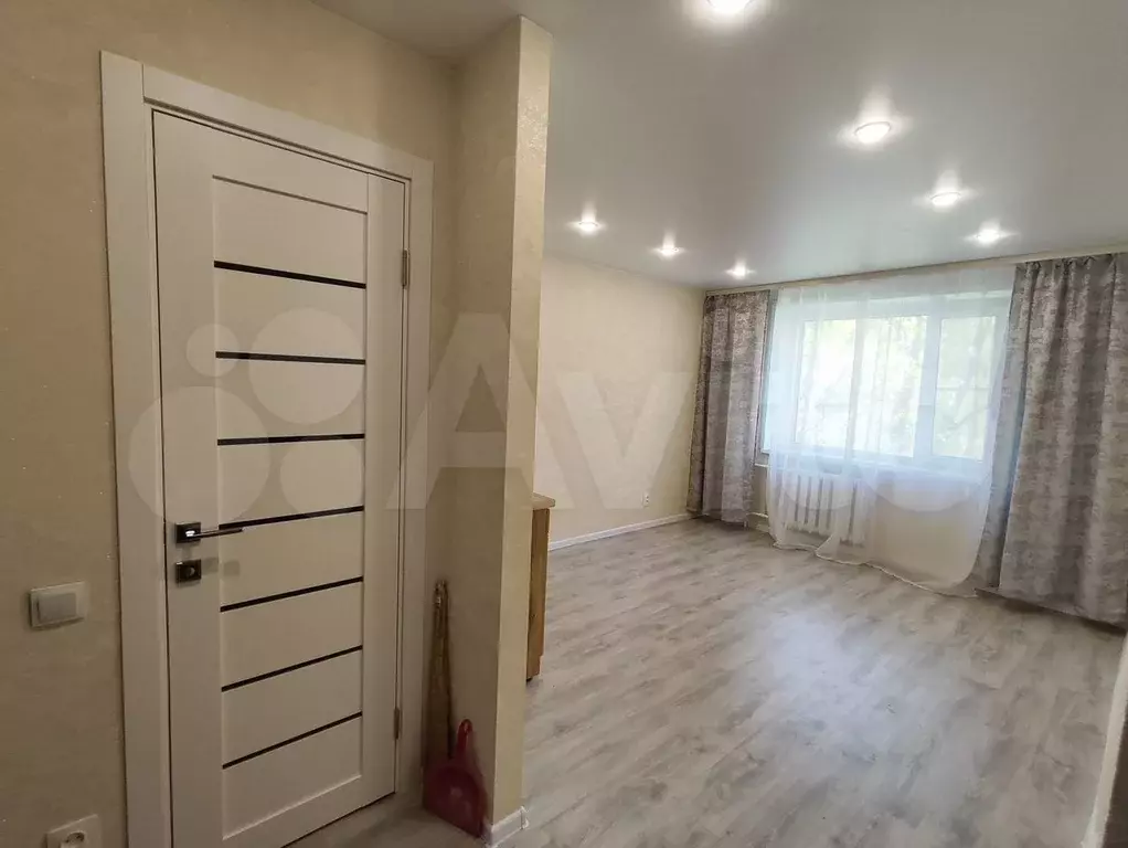Комната 18,3 м в 4-к., 3/5 эт. - Фото 0