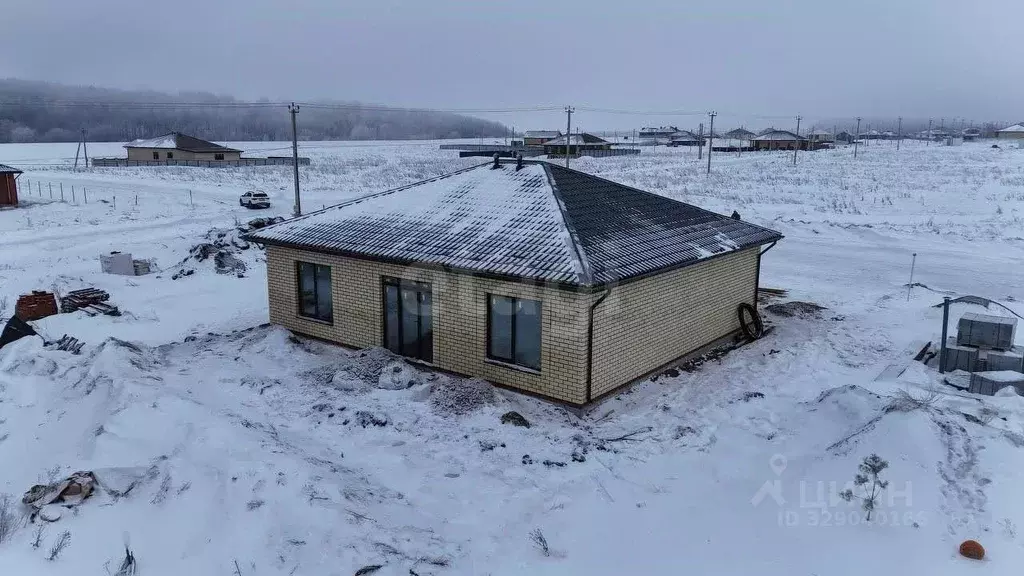 Дом в Татарстан, Тукаевский район, с. Калмаш  (110 м) - Фото 1