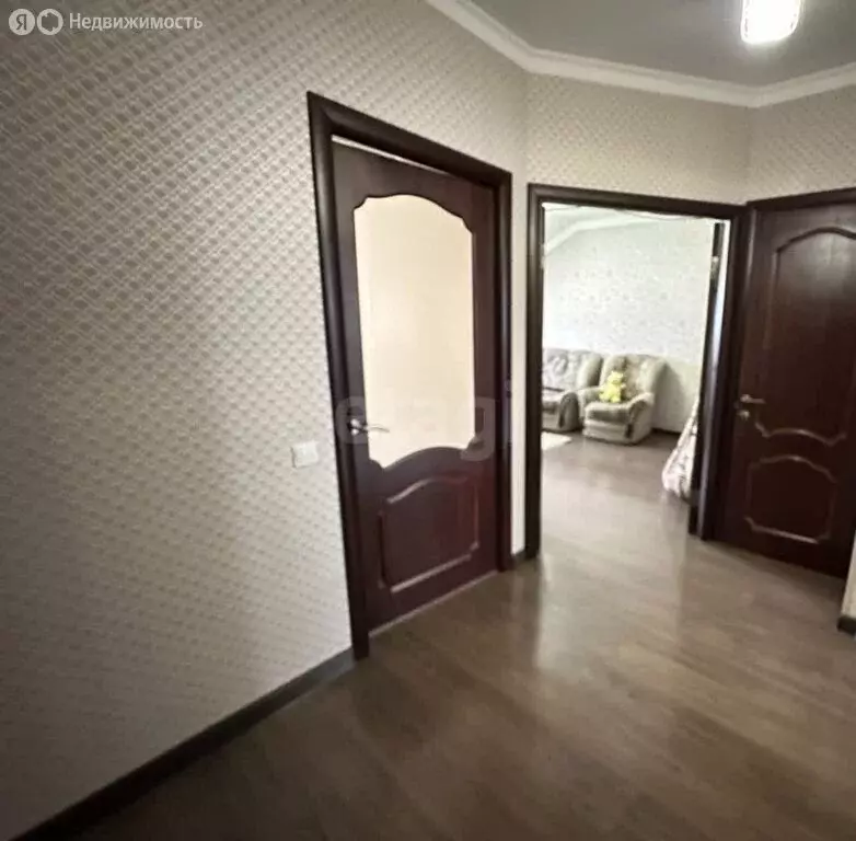 2-комнатная квартира: Владикавказ, улица Шамиля Джикаева, 7 (52 м) - Фото 2