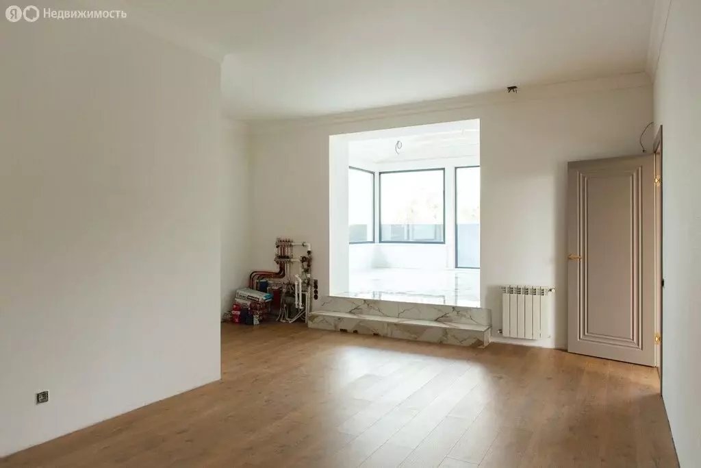 3-комнатная квартира: Тольятти, Комсомольское шоссе, 42/3 (163.1 м) - Фото 1