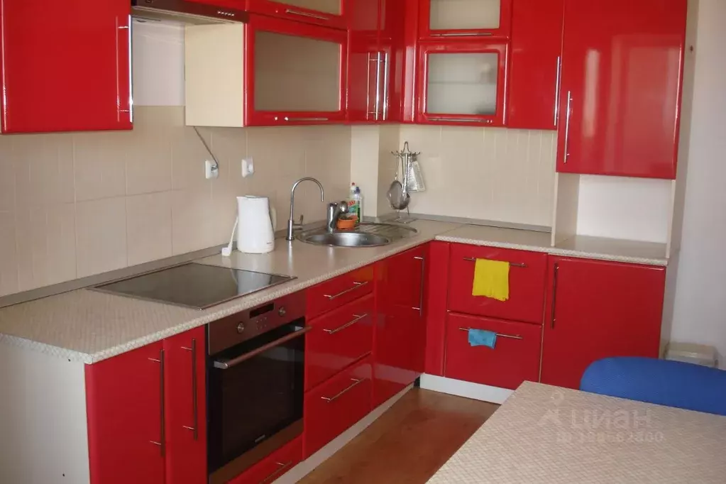 3-к кв. Волгоградская область, Волгоград ул. Дымченко, 18Б (100.0 м) - Фото 1