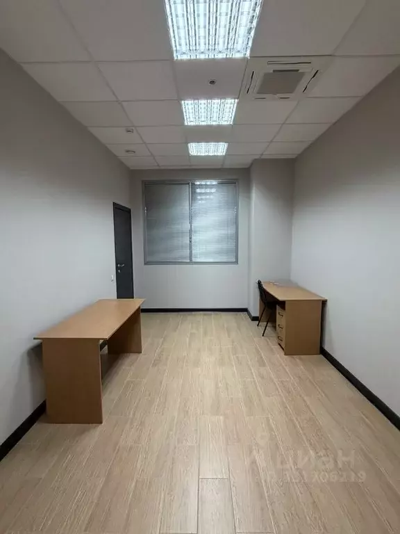 Офис в Московская область, Красногорск Ильинское ш., 1а (18 м) - Фото 1