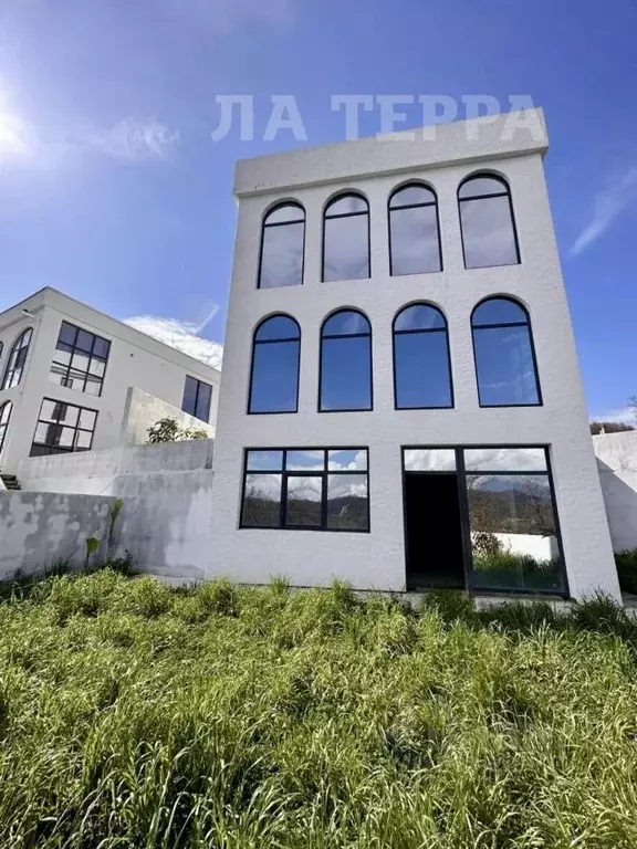 Дом в Краснодарский край, Сочи городской округ, с. Высокое ул. ... - Фото 1