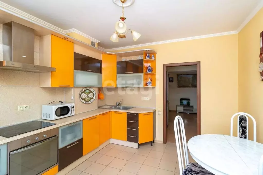 2-к кв. Тюменская область, Тюмень ул. Щербакова, 90 (79.1 м) - Фото 2