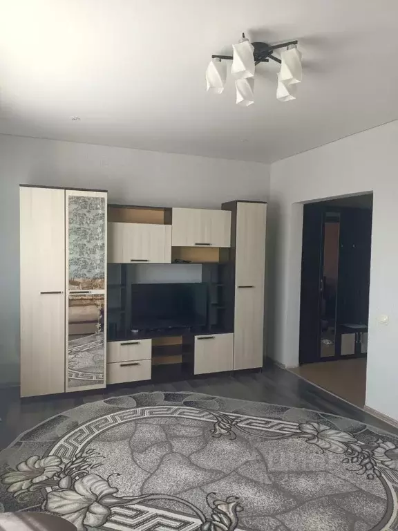 2-к кв. Брянская область, Брянск ул. Энгельса, 3 (60.0 м) - Фото 1