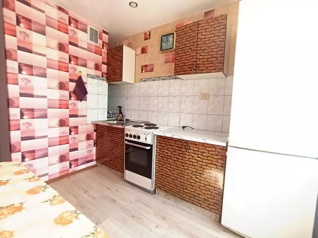 2-к кв. Свердловская область, Екатеринбург бул. Самоцветный, 6 (48.0 ... - Фото 2