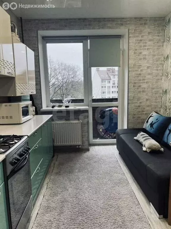 1-комнатная квартира: микрорайон Чкаловск, улица Докука, 31 (39 м) - Фото 1
