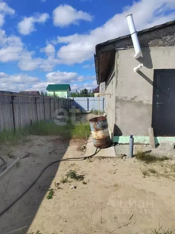 Дом в Ямало-Ненецкий АО, Новый Уренгой Лира ДНТ, ул. Степная, 13 (57 ... - Фото 1