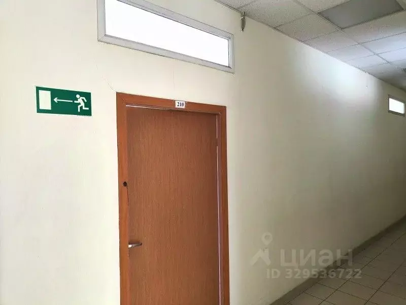 Склад в Санкт-Петербург Уральская ул., 19к8 (97 м) - Фото 1