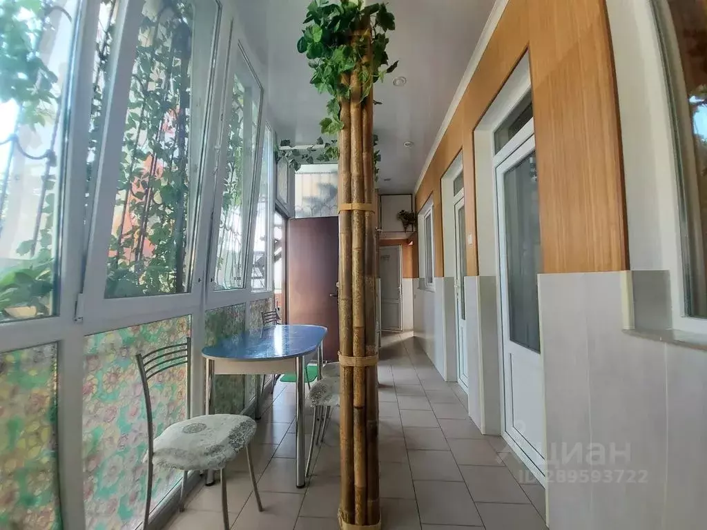 2-к кв. Крым, Ялта ул. Средне-Слободская, 11 (50.0 м) - Фото 1