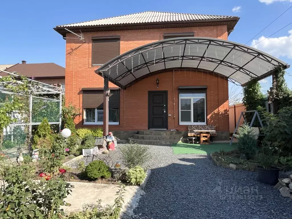 Дом в Ростовская область, Батайск Эстонская ул. (155 м) - Фото 1