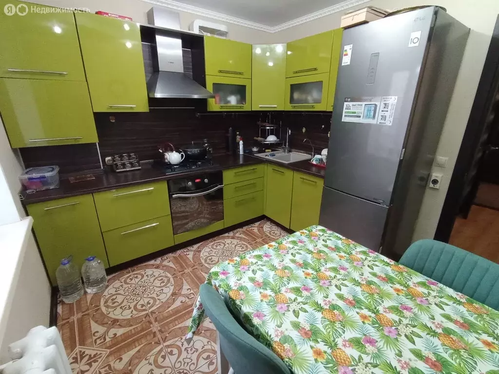 3-комнатная квартира: Стерлитамак, улица Артёма, 100 (76 м) - Фото 1