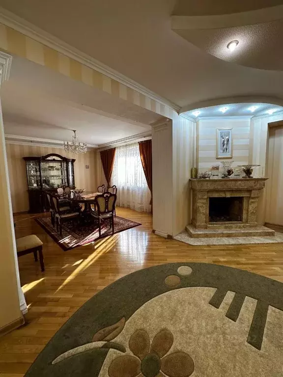 Дом в Кабардино-Балкария, Нальчик просп. Ленина, 10/13 (330 м) - Фото 0