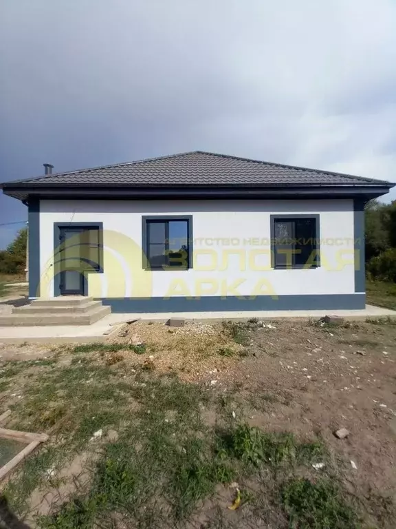 Дом в Краснодарский край, Крымск ул. Чабанова (110 м) - Фото 2