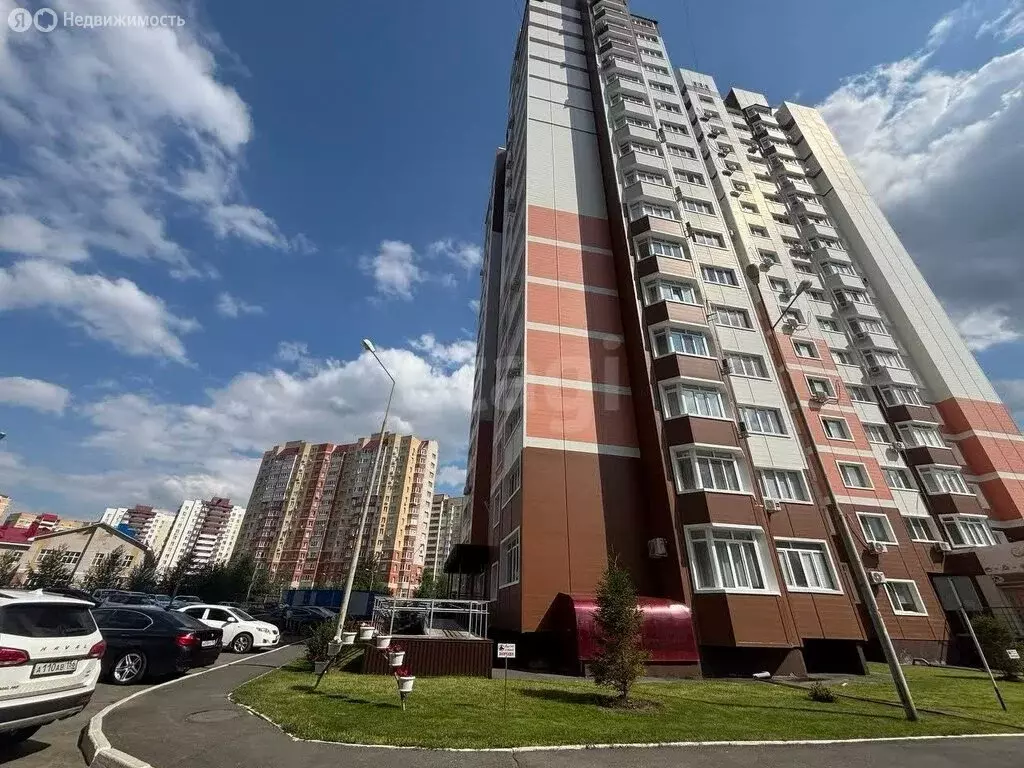 2-комнатная квартира: Оренбург, Салмышская улица, 65 (63 м) - Фото 1