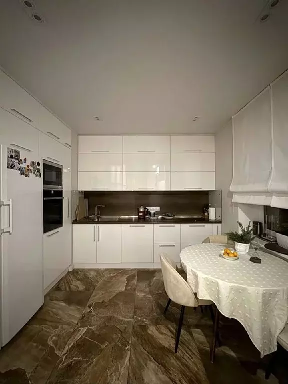 Продается 3-комнатная квартира - Фото 1