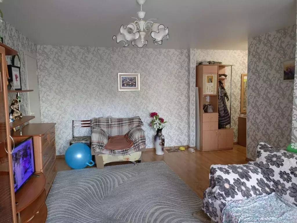 2-к кв. Пермский край, Пермь ул. 25 Октября, 40А (40.8 м) - Фото 1