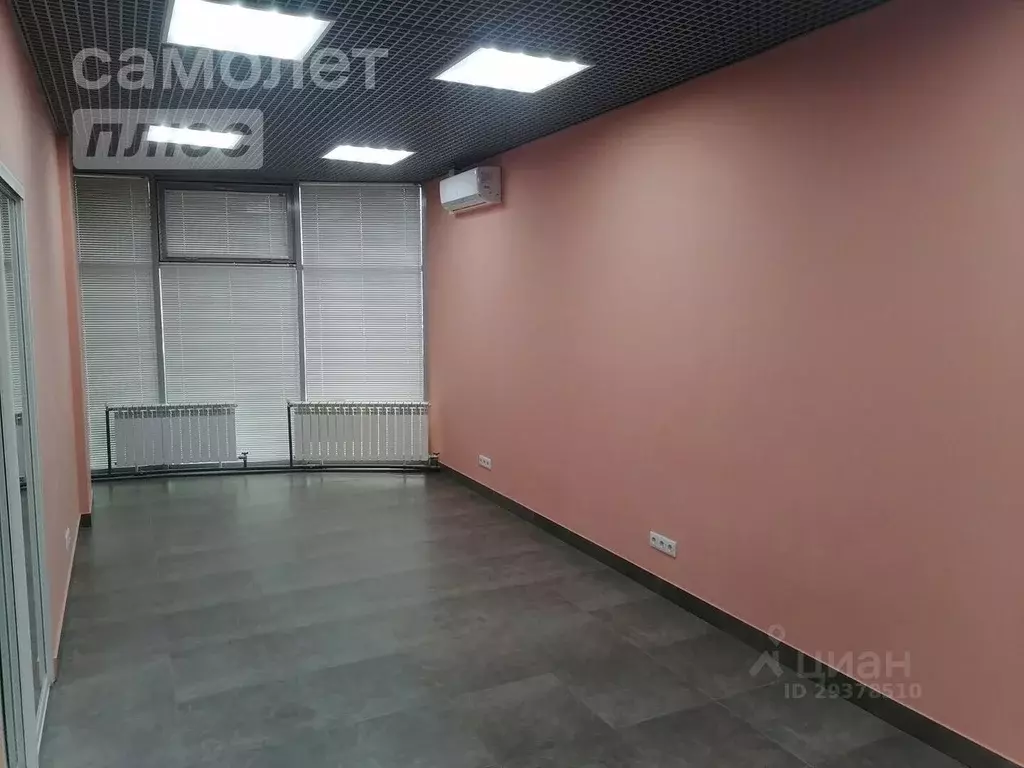 Помещение свободного назначения в Кировская область, Киров ул. . - Фото 1
