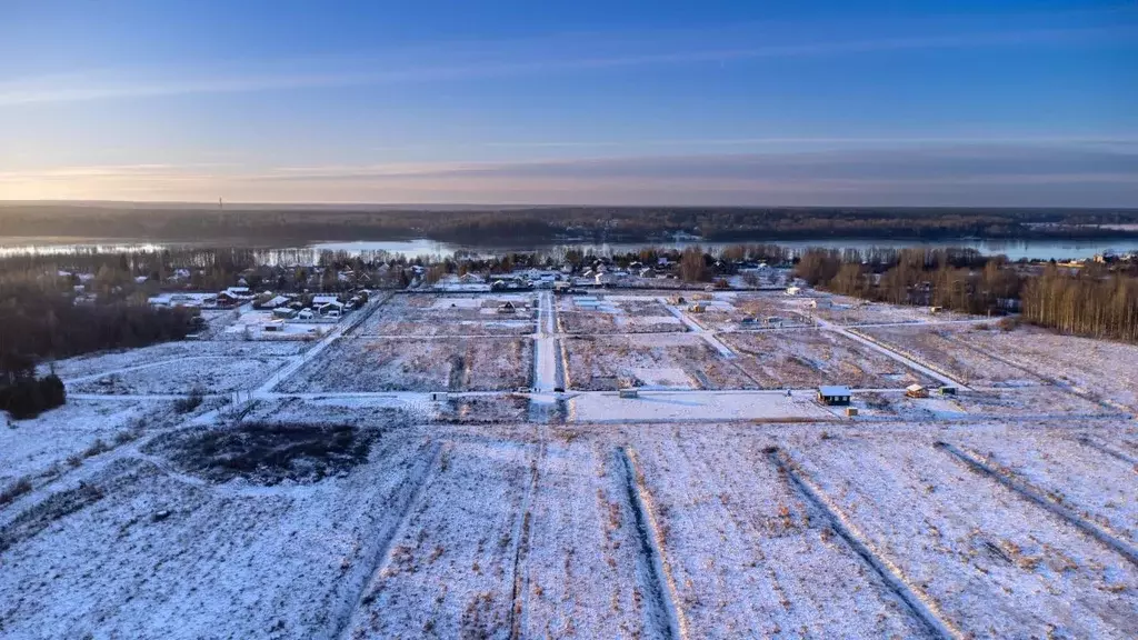 Участок в Ленинградская область, Приозерский район, Красноозерное ... - Фото 2