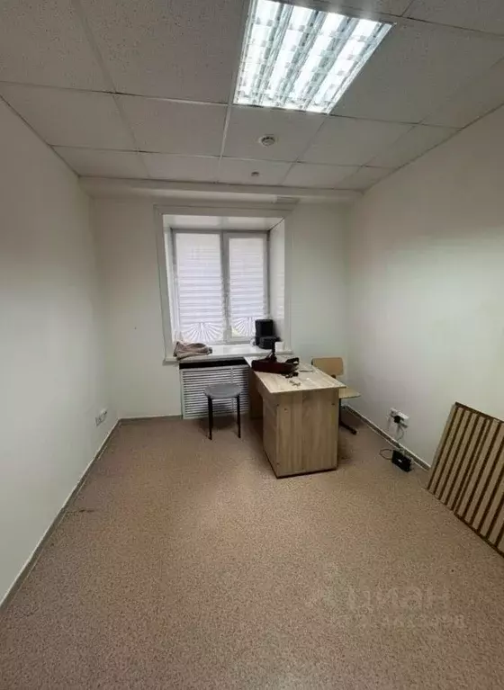 Офис в Бурятия, Улан-Удэ ул. Фрунзе, 11 (9 м) - Фото 1