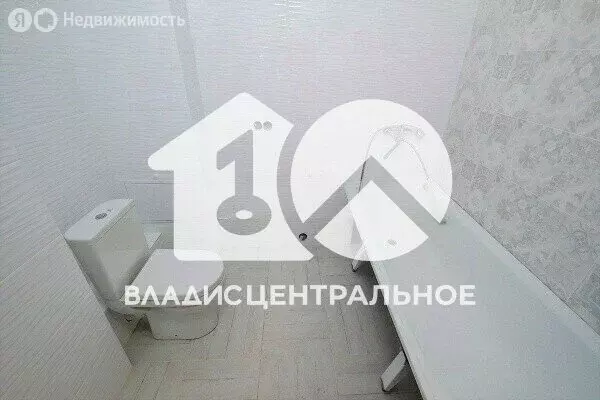 2-комнатная квартира: Новосибирск, улица Ясный Берег, 4 (72 м) - Фото 0