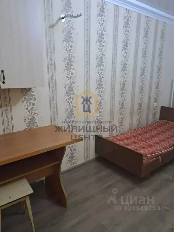 Комната Ставропольский край, Пятигорск ул. Адмиральского, 2К2 (10.0 м) - Фото 2