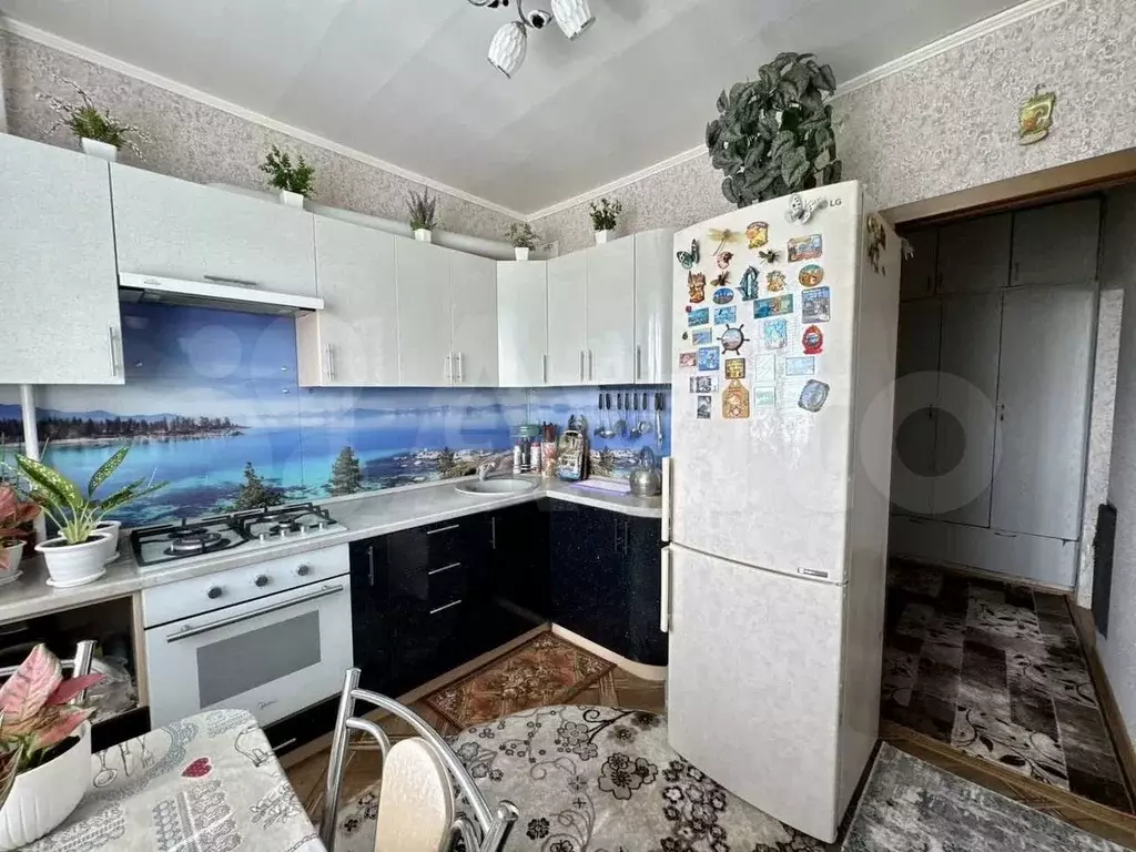 2-к. квартира, 54 м, 5/9 эт. - Фото 0
