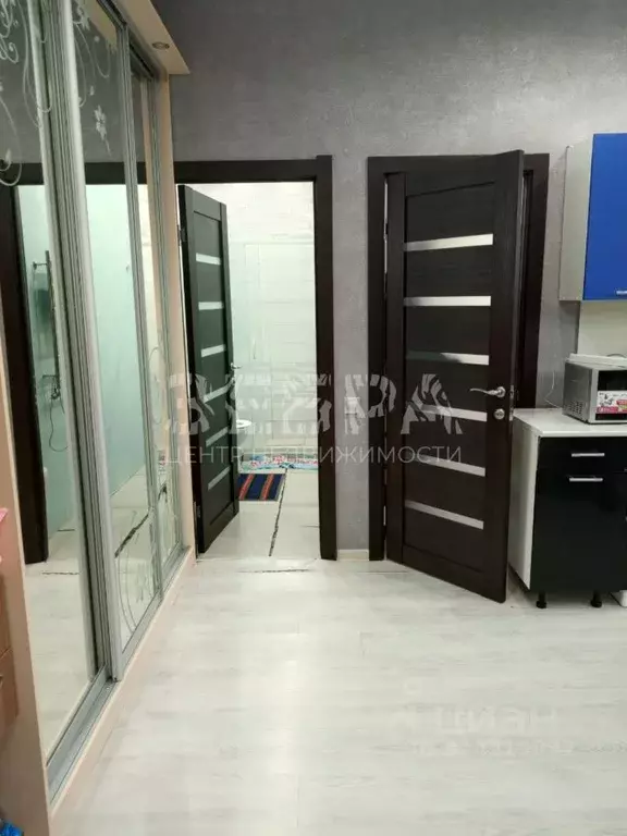 2-к кв. Владимирская область, Александров туп. Карабановский, 21 (42.2 ... - Фото 1