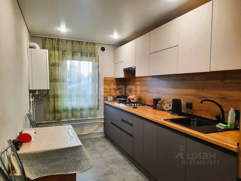 Дом в Алтайский край, Бийск пер. Николая Некрасова, 61Д (63 м) - Фото 1