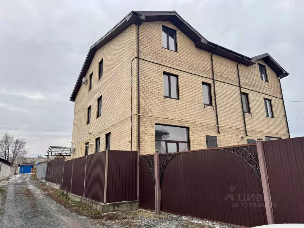 Таунхаус в Челябинская область, Челябинск пос. Смолино, ул. Чапаева, ... - Фото 1