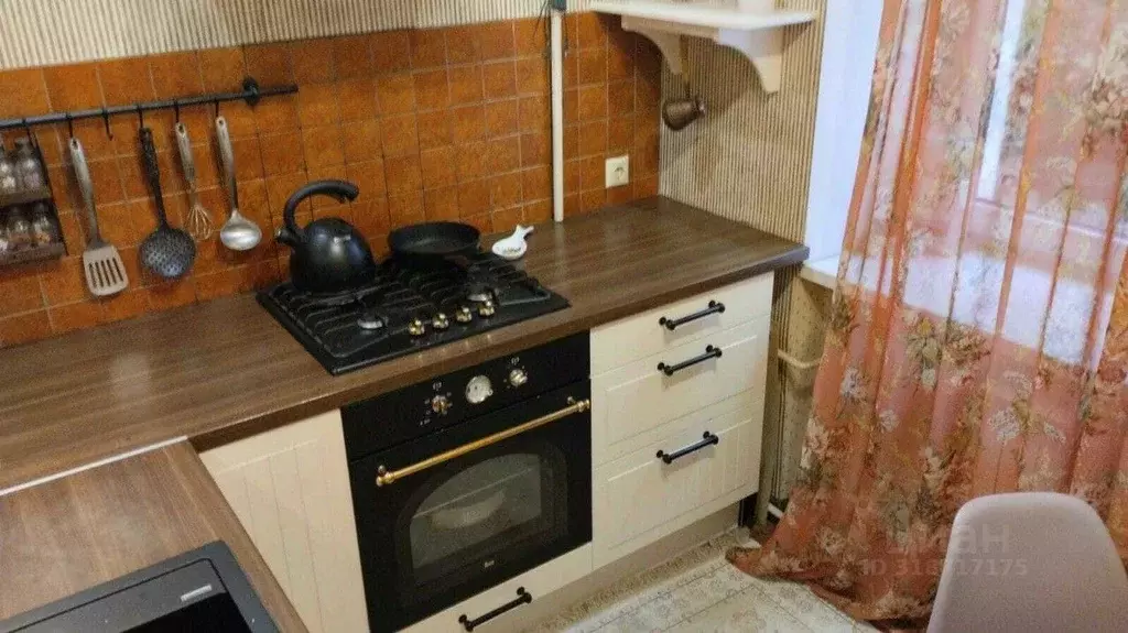 2-к кв. Свердловская область, Екатеринбург просп. Ленина, 52Б (56.6 м) - Фото 0