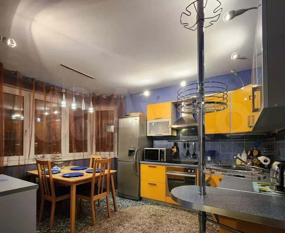 2-к. квартира, 70 м, 16/17 эт. - Фото 0