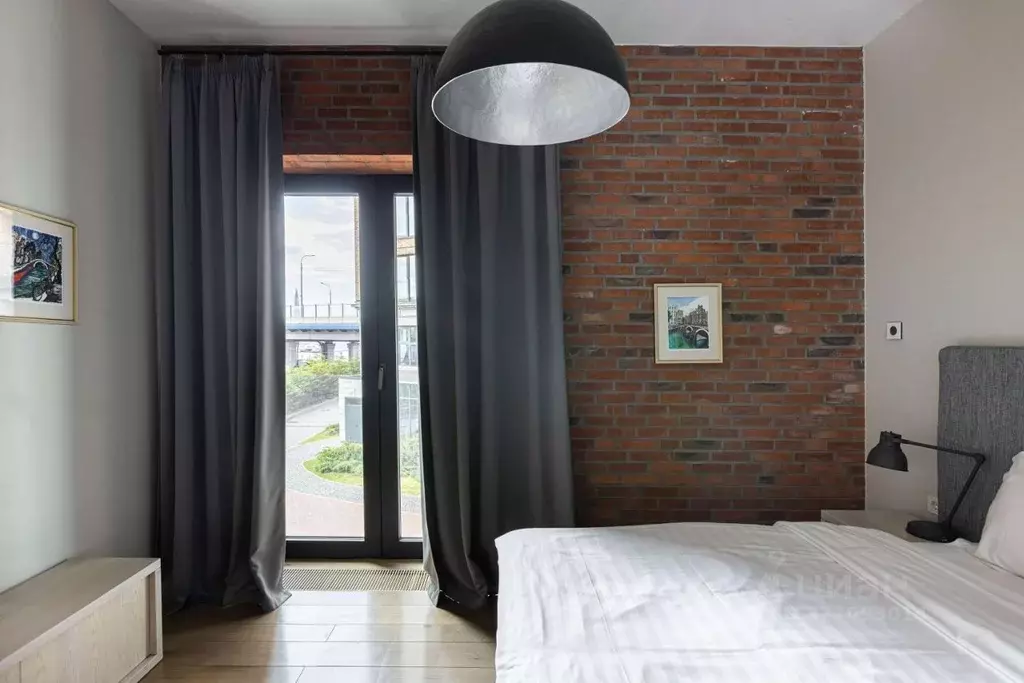 1-к кв. Санкт-Петербург наб. Макарова, 60 (60.0 м) - Фото 2