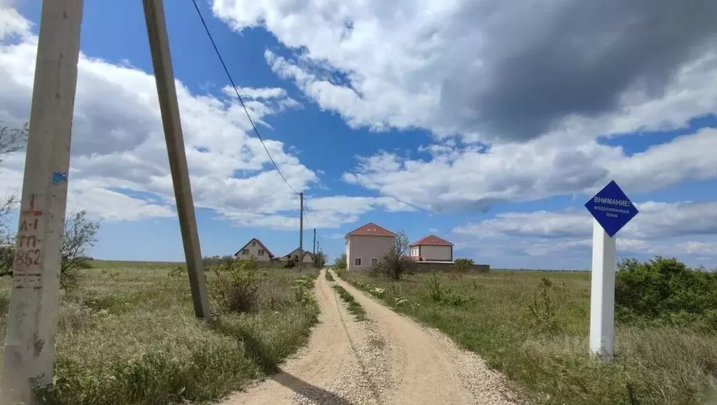 Участок в Крым, Бахчисарайский район, Песчановское с/пос, с. Береговое ... - Фото 1