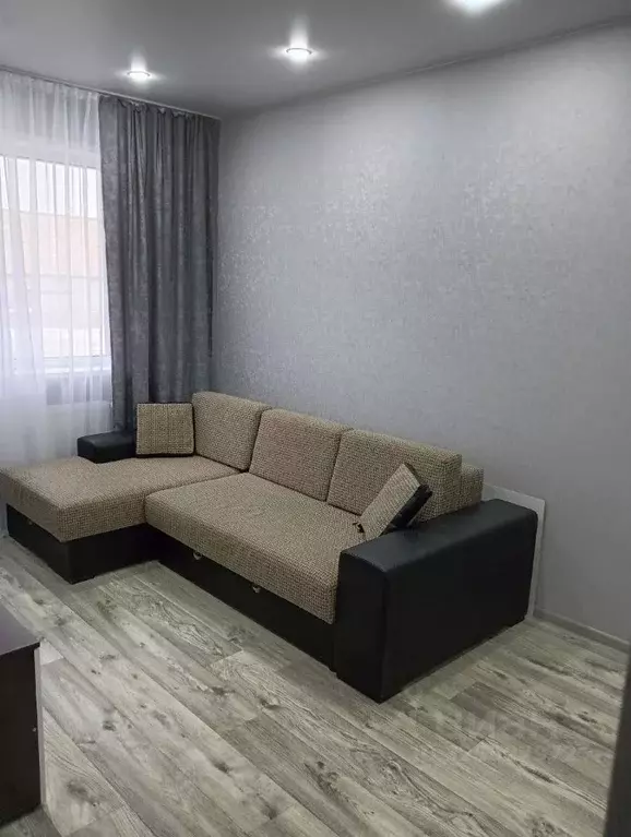 1-к кв. Татарстан, Набережные Челны ул. Вазила Мавликова, 1 (34.0 м) - Фото 1