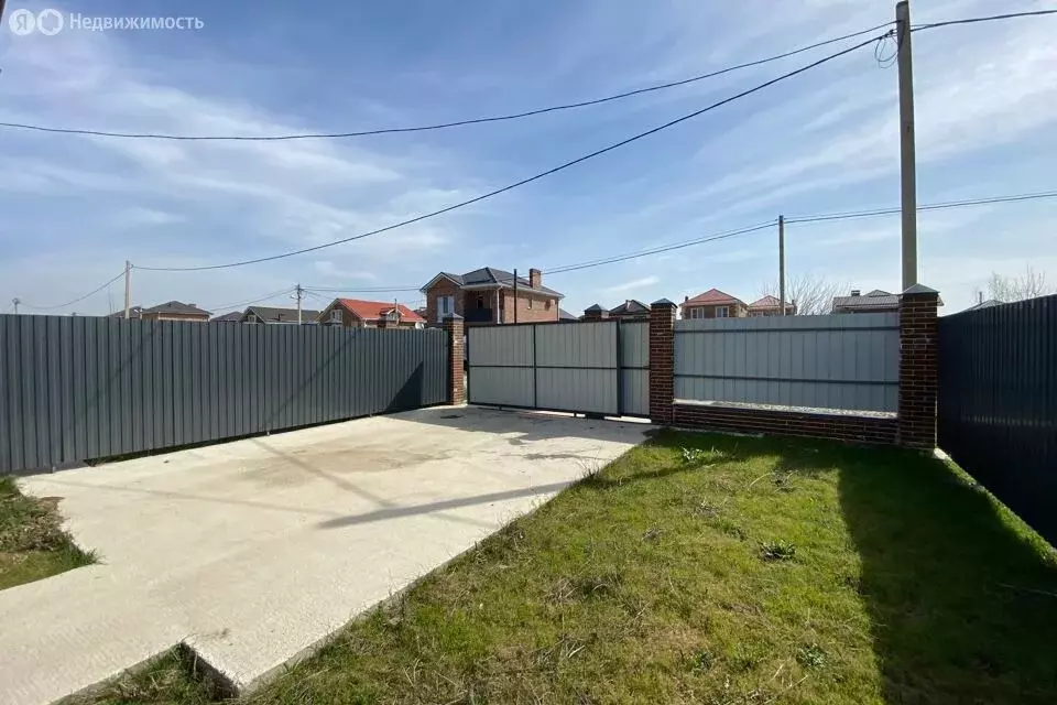 Дом в Краснодар, улица имени Атамана Ф.Я. Бурсака, 11 (138 м) - Фото 0