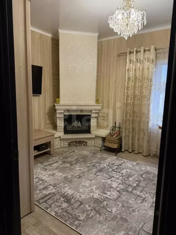 Дом в Тульская область, Дубенский район, Воскресенское с/пос, д. ... - Фото 1