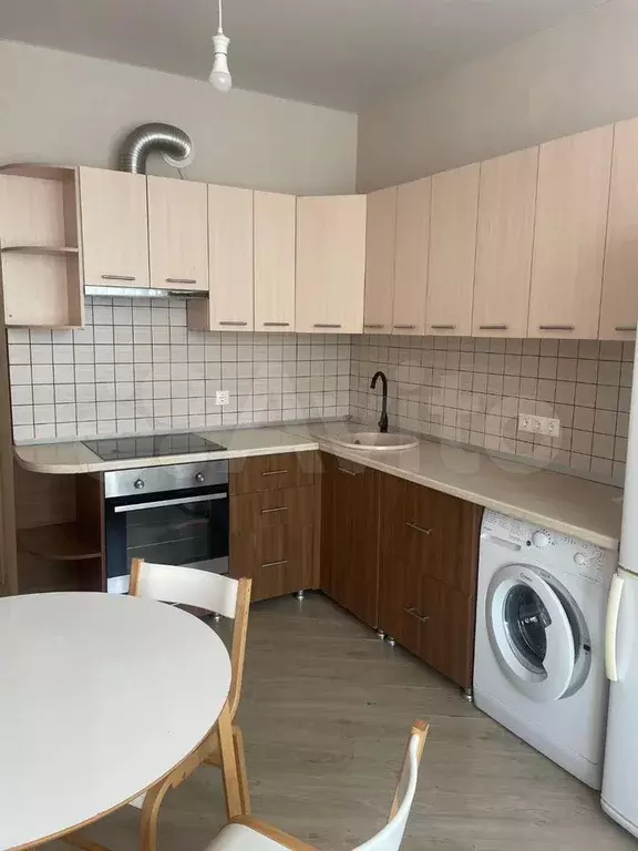 1-к. квартира, 42 м, 7/16 эт. - Фото 0