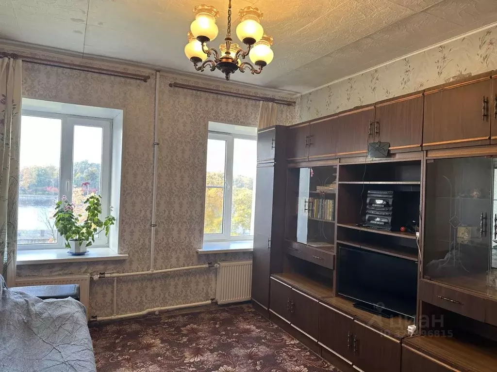 Комната Санкт-Петербург Выборгская наб., 35/1 (21.6 м) - Фото 1