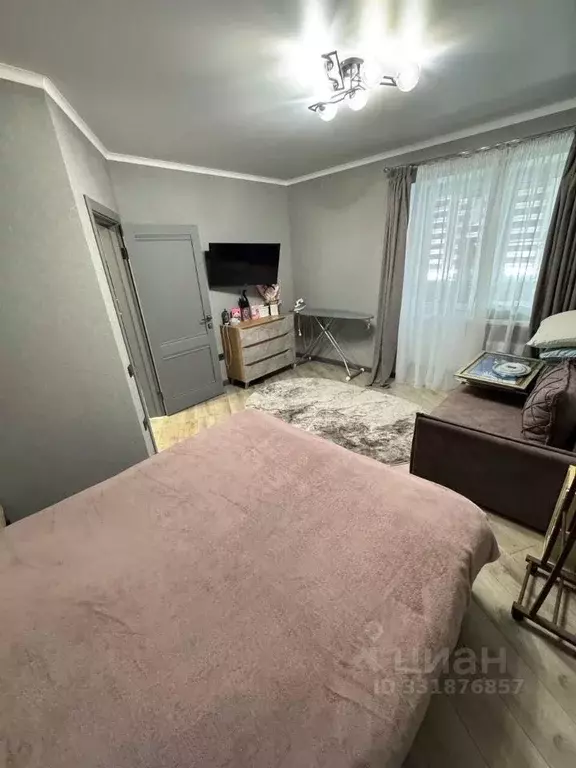1-к кв. Краснодарский край, Ейск Коммунистическая ул., 77/17 (39.0 м) - Фото 1