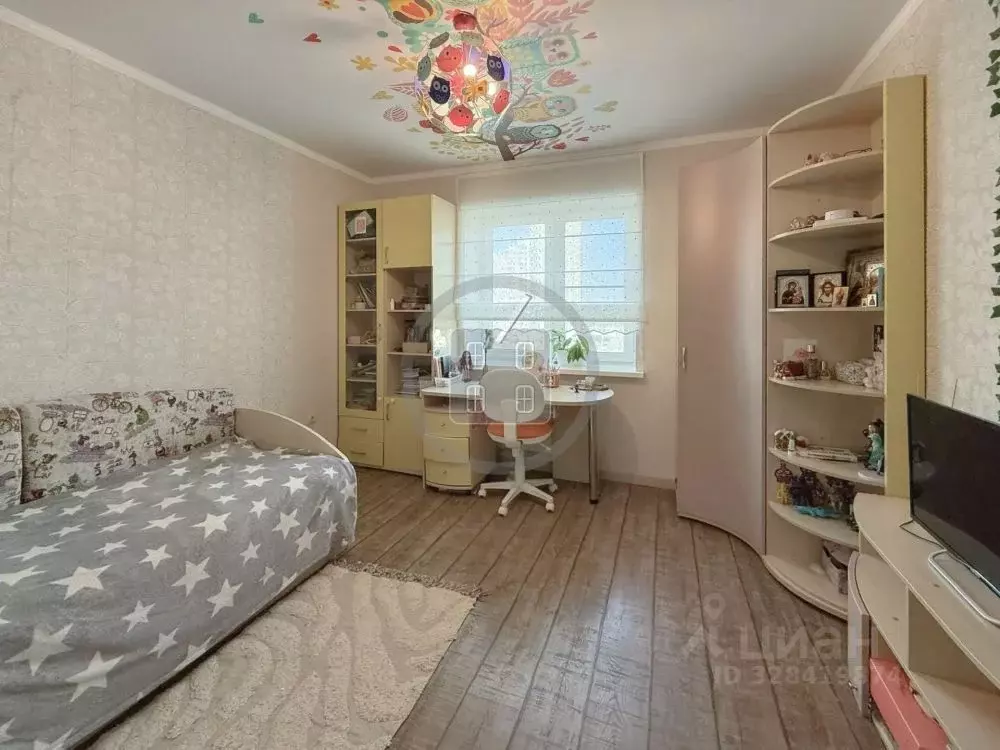 3-к кв. Калужская область, Калуга ул. Фомушина, 13 (79.4 м) - Фото 2