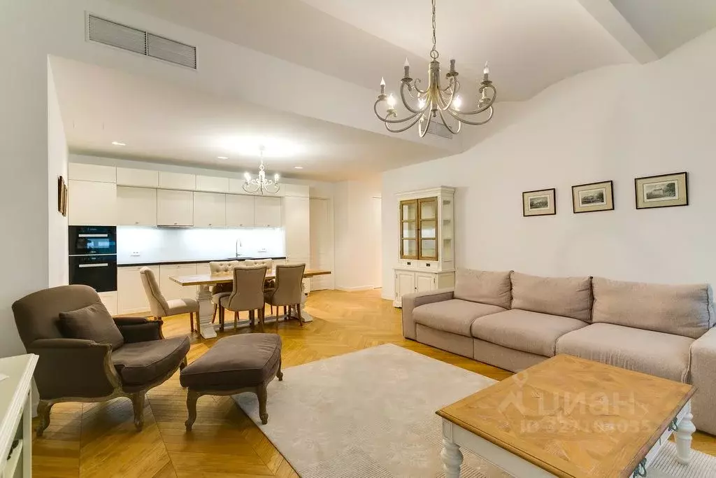 3-к кв. Москва Никольская ул., 10/2С2б (124.0 м) - Фото 1