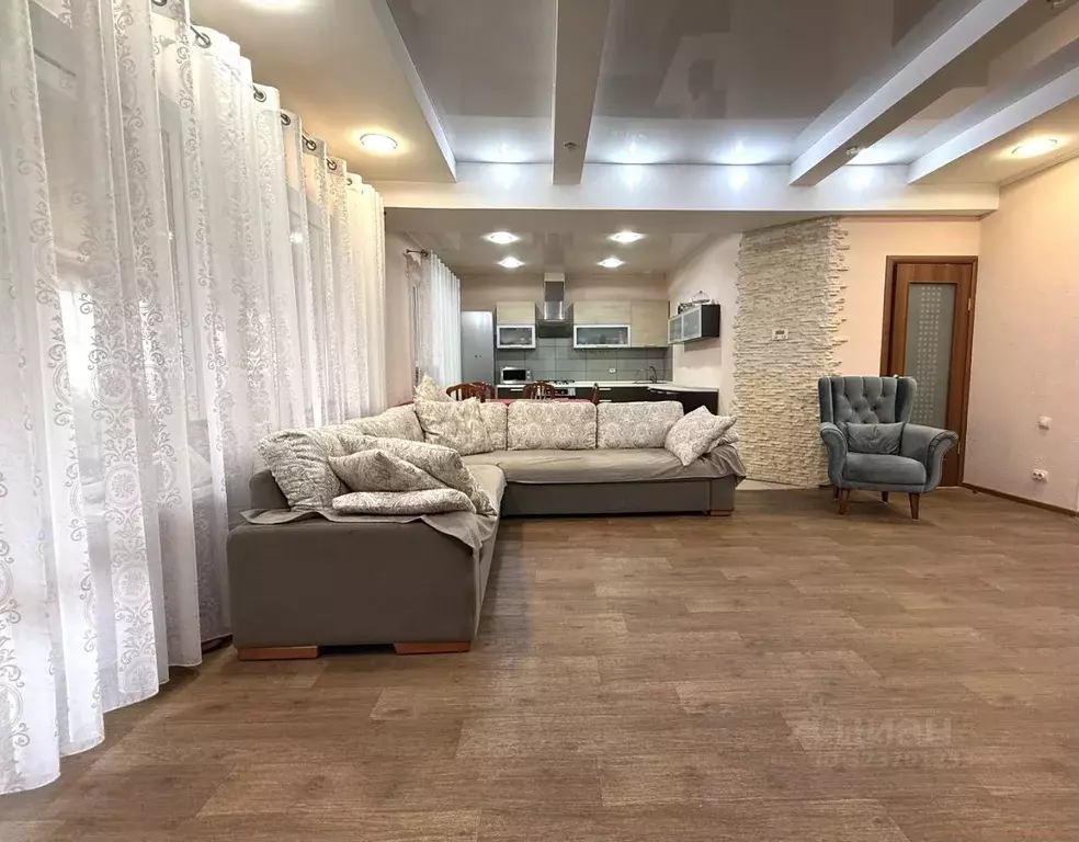 Дом в Волгоградская область, Ленинск ул. Имени Крупской, 60 (150 м) - Фото 2