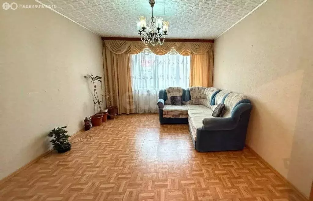 4-комнатная квартира: Бирск, улица Мира, 128 (75.2 м) - Фото 1