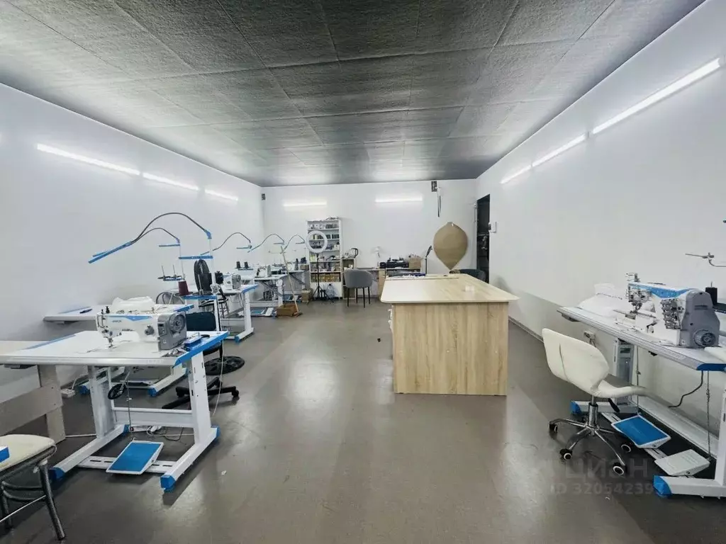 Помещение свободного назначения в Пензенская область, Заречный ул. ... - Фото 1